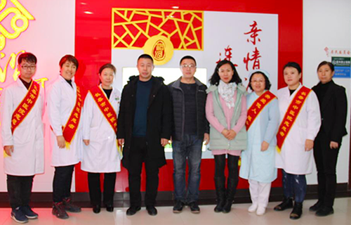 “便民医疗进社区，义诊活动暖人心”—— 长春市中医院东部来了，家门口就能检查身体