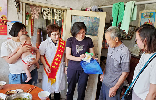 长春市中医院走访慰问贫困户，点滴真情暖人心~