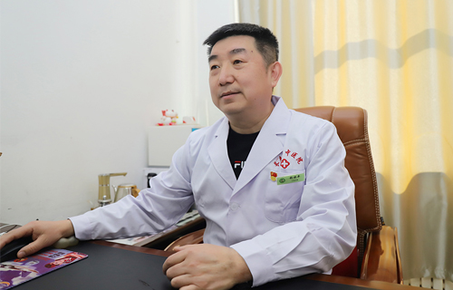 喜报！长春市中医院工会主席张保平获得“长春市五一劳动奖章”