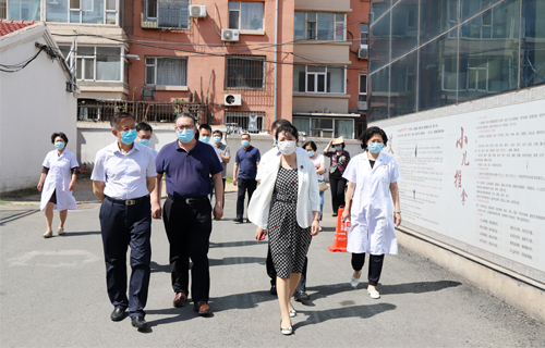 市领导深入长春市中医院调研中医药工作